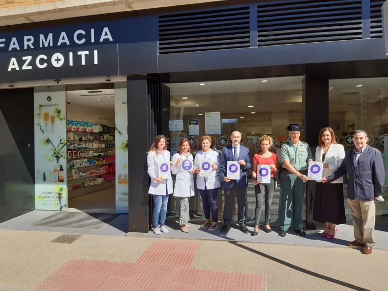 La campaña de los Puntos Violeta ya se extiende por las farmacias del territorio y los barrios rurales de Zaragoza 