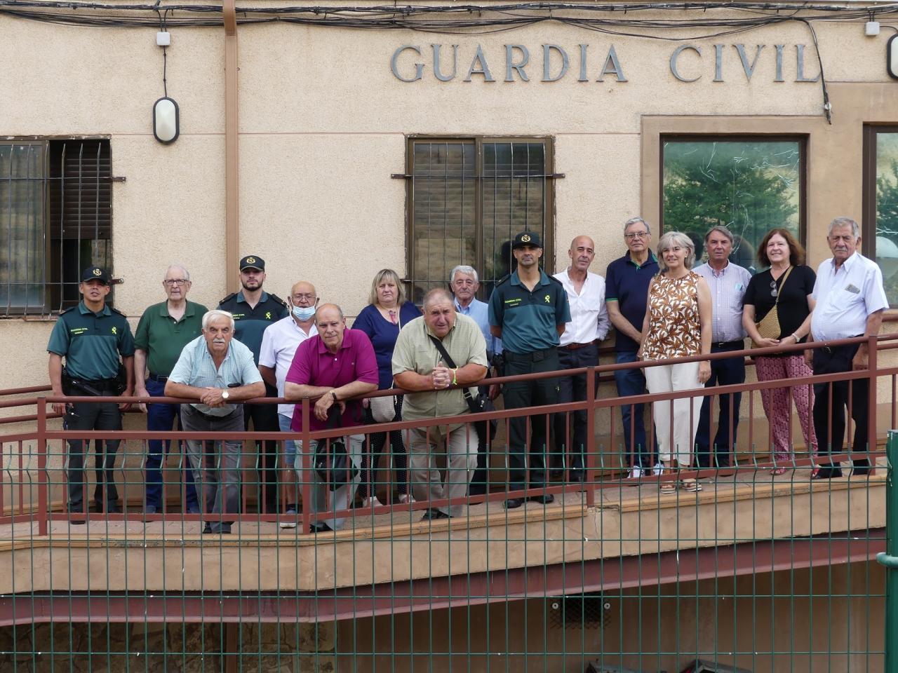 La subdelegada del Gobierno de España en la provincia de Guadalajara visita el cuartel de la Guardia Civil de Atienza y se reúne con alcaldes de la demarcación