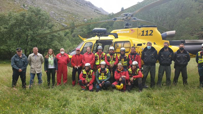 Práctica de rescate en montaña del GREIM y el GRS cerca de Vegacervera