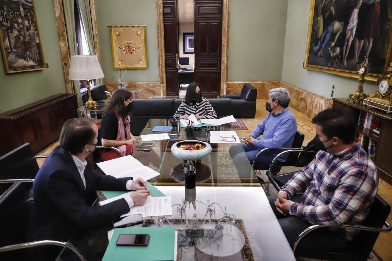 Mercedes González se reúne con representantes de UPA-Madrid para abordar la seguridad en las explotaciones agrícolas y ganaderas de la Comunidad
